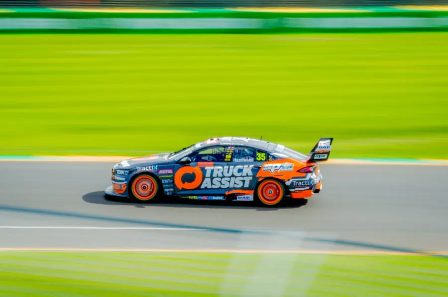 Speed photograph by LdP23